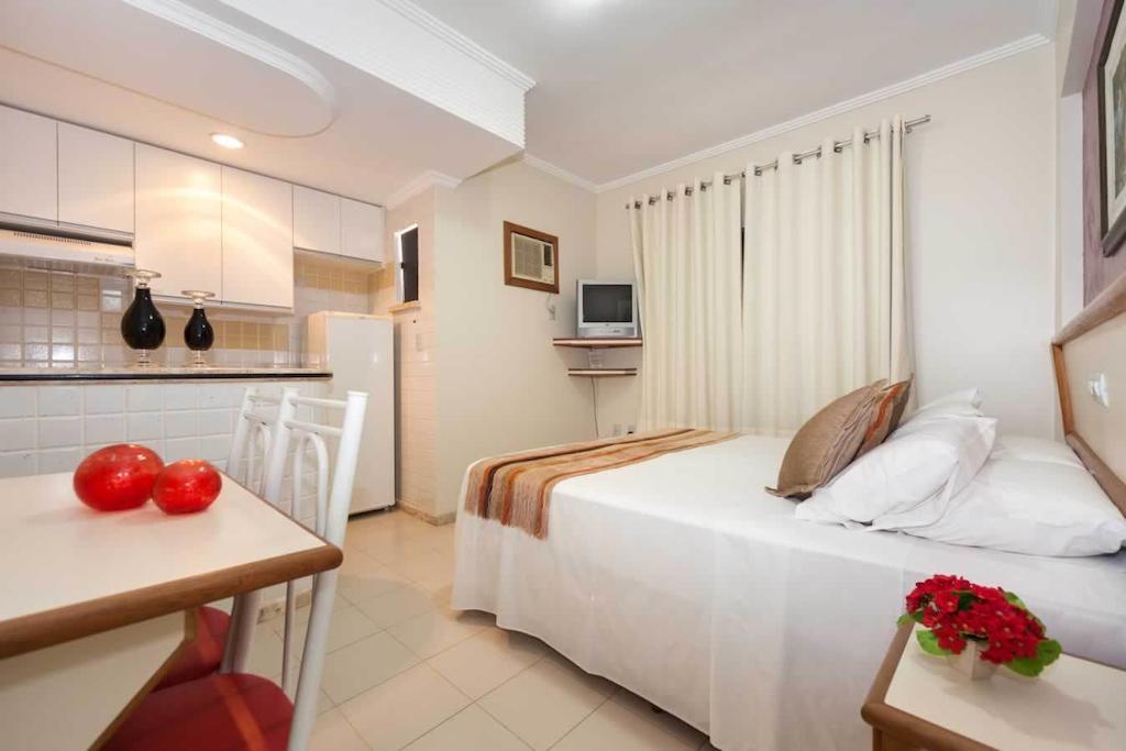 Hotel Oceania Eunapolis Ruang foto